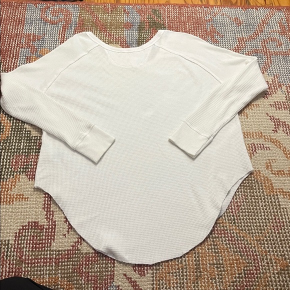 Tna (Talula National Athletics) White Thermal Knit Long Sleeve Top– XS | EUC - Picture 9 of 9